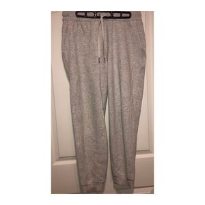 ⭐️ Scuba High-Rise Jogger 7/8 Length Lululemon sweatpants ⭐️
